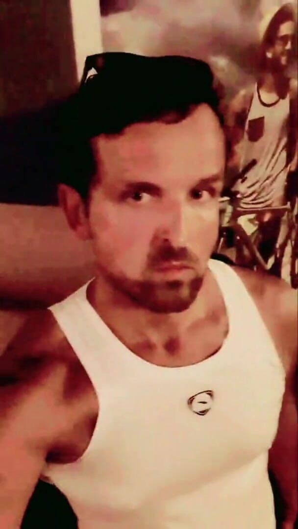 Slutboyben: Slutboyben cam4 sexig offentlig slampa i Budapest II