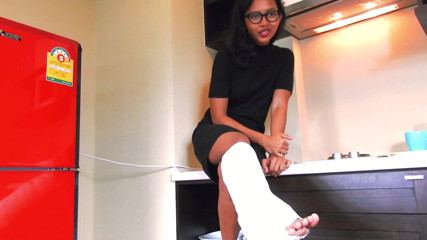 Asian Pussy Vision: Evil with Cast Leg – Ultra cruel domination