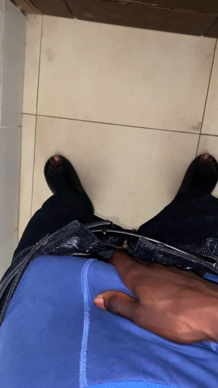 Slimniqqa: Thug Jamaican BBC Jerks off