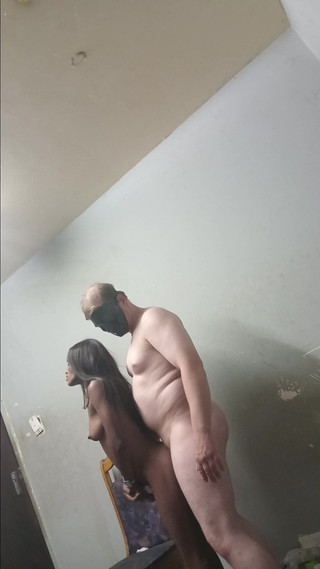 hothouse18xxx: Il Patrigno Scopa La Figliastra Nera in Piedi La Fa...