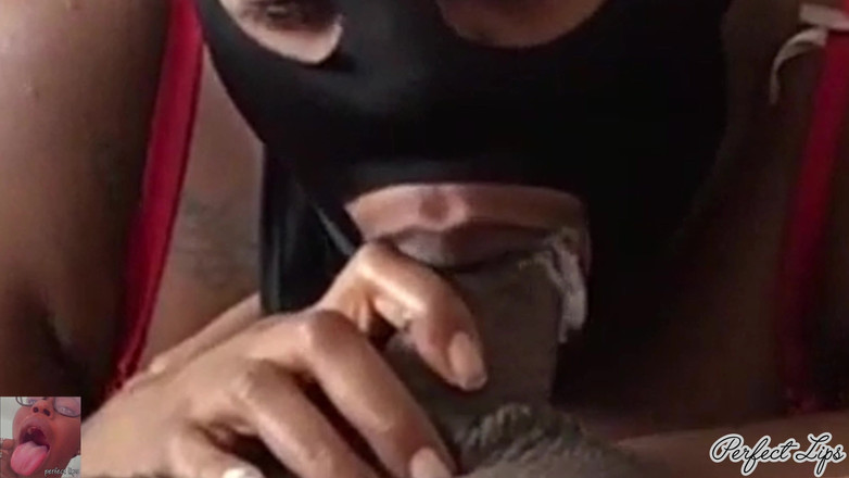 Pperfect lips: Alih-alih merampoknya aku malah melakukan ini