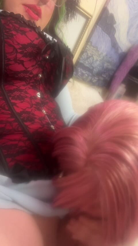 Blakelytgirl: Miss Blue chupa y folla Blakely Morningstar