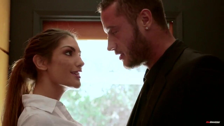 New Sensations: August Ames - lau ko phir se jalna