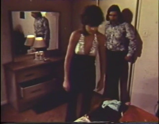 Vintage megastore: Pasangan horney bersenang-senang