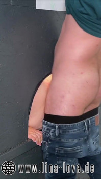 Mega Squirt Dalam Gloryhole! Kacau oleh orang asing kepada creampie!