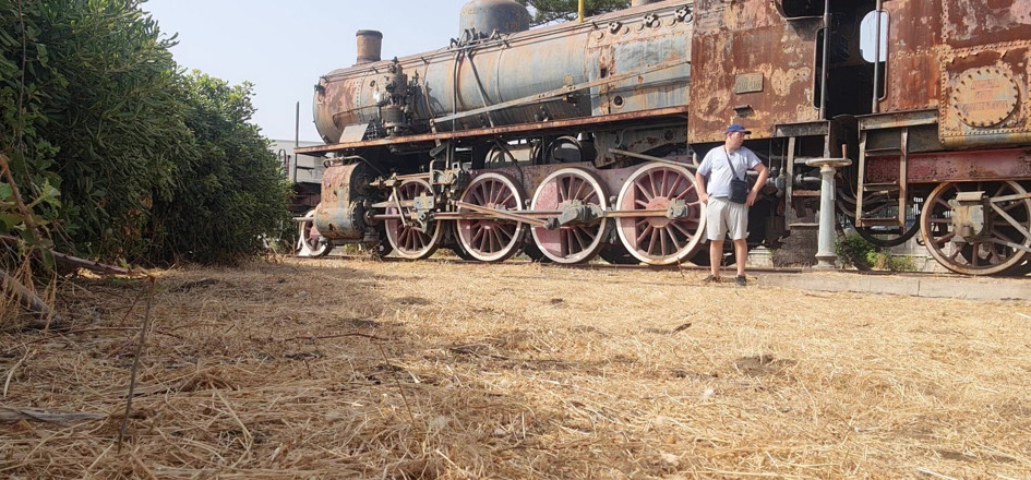 Mirko2589: Nude Near an Old Train