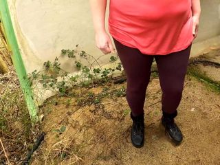 Bouncy Tits Action: Gifles bruyantes sur un chantier
