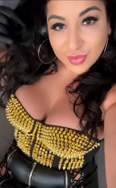 Check Your Inbox This Todays Live Stream in This Hot Outfit
