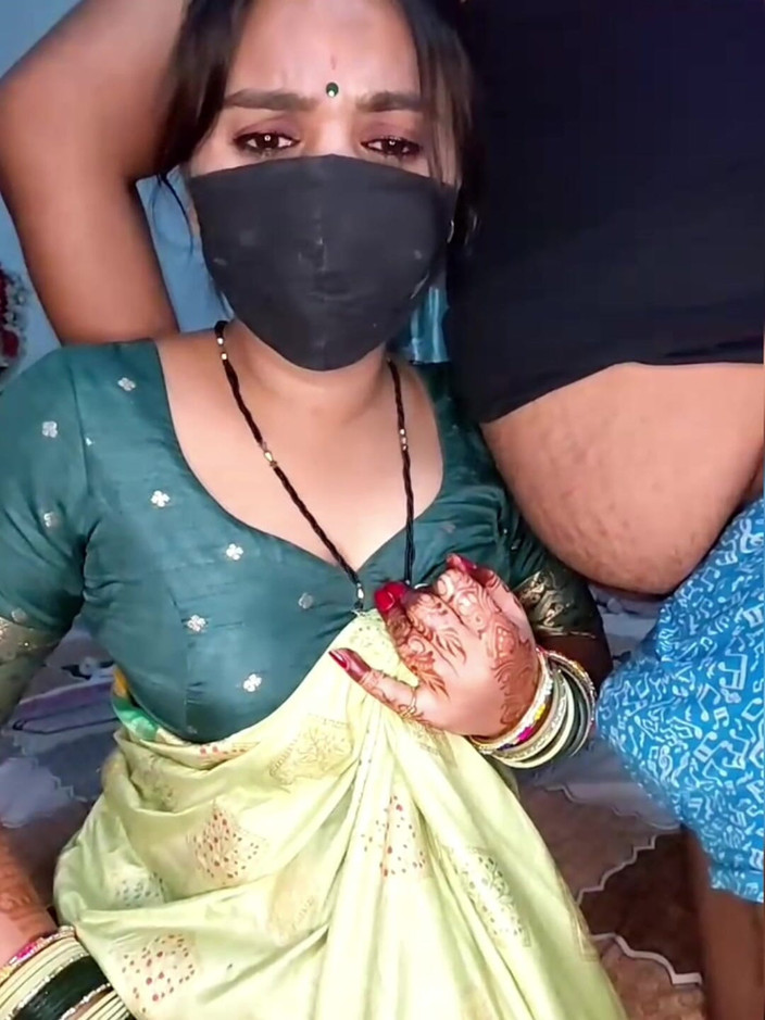 Nisha bhabhi ki chudai: Šukání Holky Horney do pusy.