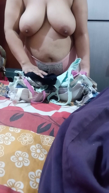 Yasmeen: Bh einkaufen