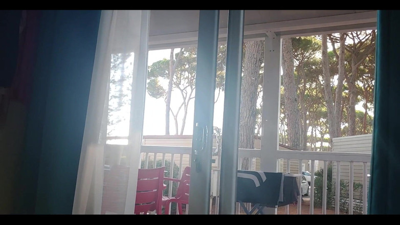 Boy jerking off: 보지를 핑거링하는 소년 