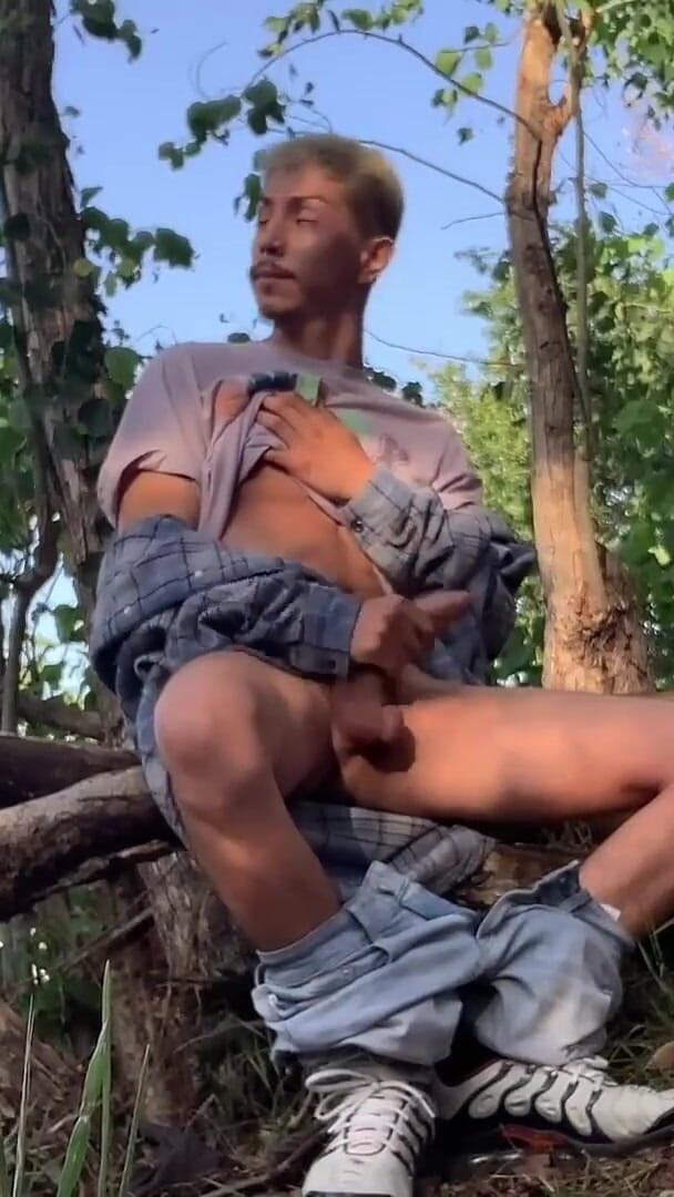 Skinny Twink Jerks off Blows Huge Load Public Caught (Hung Papi) Skinny Twink Jerks off Blows Huge Load Public Caught (Hung Papi)