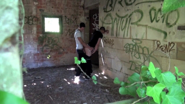 Crunch Boy: Jimy fic fucked by his straight friend outdoor