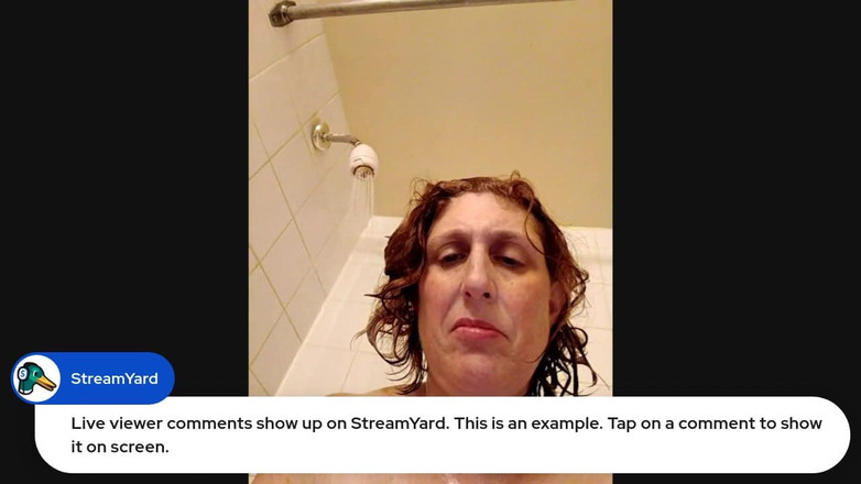 Kelly Avondale: Đi tắm