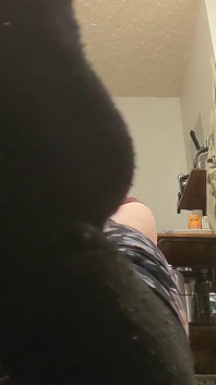 Il mio piede beta cuck stuzzicato con i piedi coperti