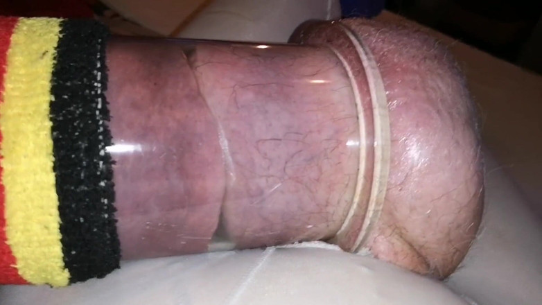 Monster_Meat_: Pompino con l'anello sul cazzo