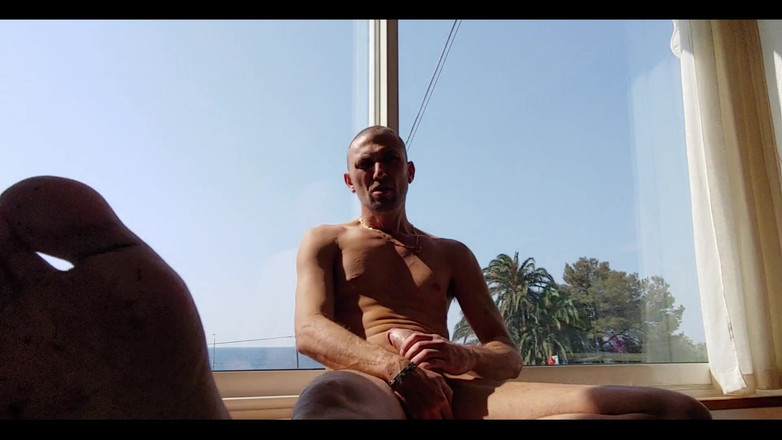 Boy jerking off: Parte 2 Desculpe pelos pés que eu tinha meias pretas e...