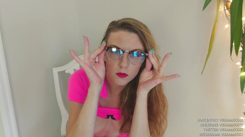 VieraMayXXX: 保姆给你一个手淫 第一人称视角