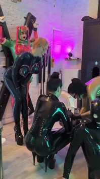 Mauvaises filles au travail