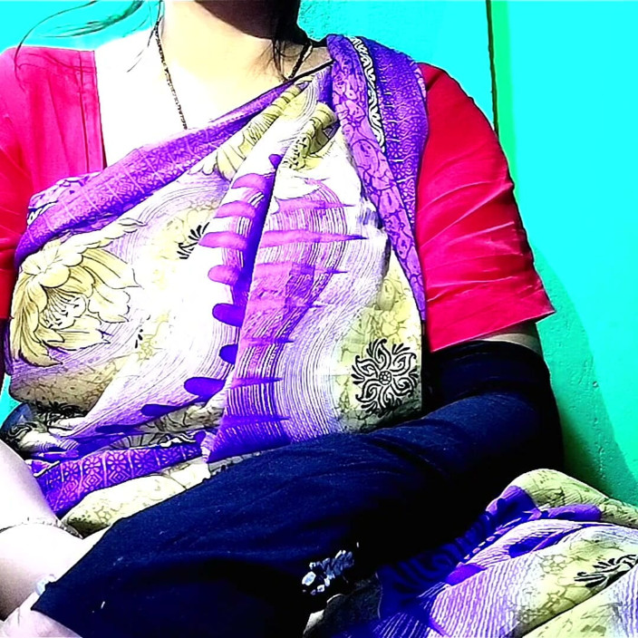 Neha_Noonu: Exotic Desi Saree Tease - Sensual Blouse Boob Pressing (part 1) HD