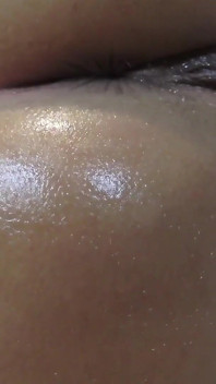 ¡La humillación verbal de la diosa Perfecta jugando con el!