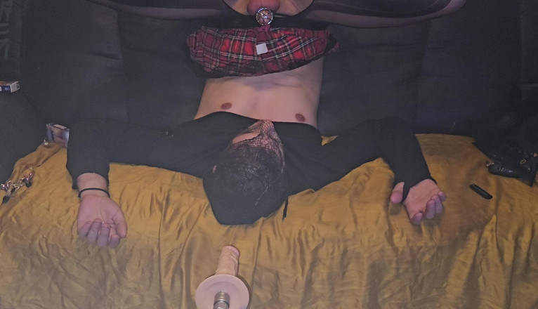 Bound_Sissy: Sissy Slave ansiktsknull och piss