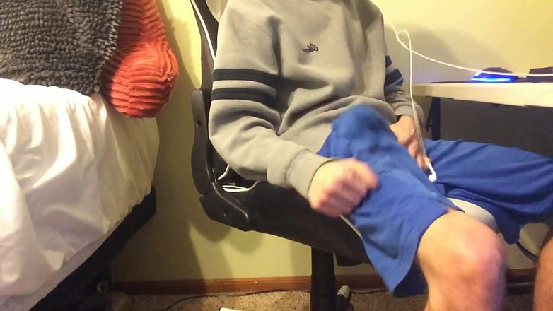 qaz11: handjob vor kamera-407