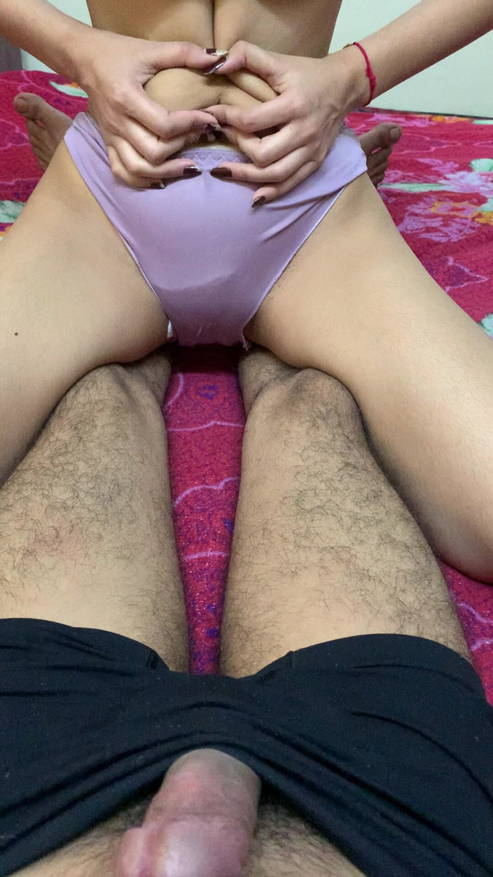 Riya mickey: Tinggalkan teman wanita saya di rumah apabila ibu dan ayah...