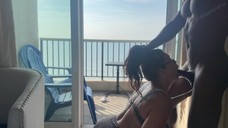 Sloppiananyc: Sloppiananyc Ocean View Throat