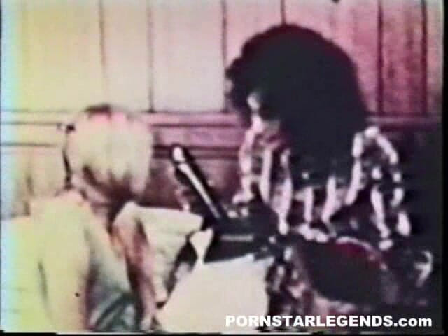 Pornstar Legends: Linda lovelace đồng tính nữ