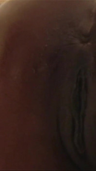 La pelle tettona ebano fa sesso fino al suo creampie
