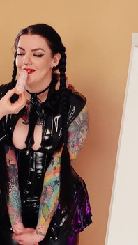 În culise - în culise - Joc de roluri cu profesor student - lesbiene în fetiș din pvc futai cu pizdă în gât