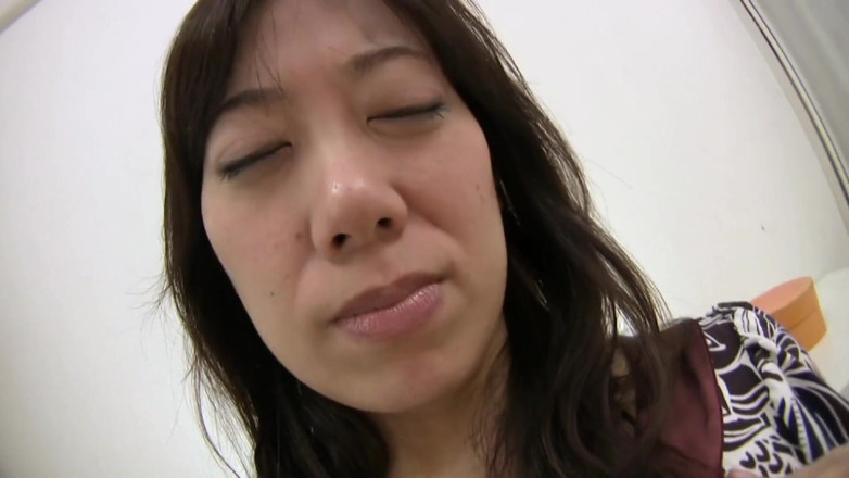 Japan Lust: Japon orta yaşlı seksi kadın tüm dikkatleri çekiyor