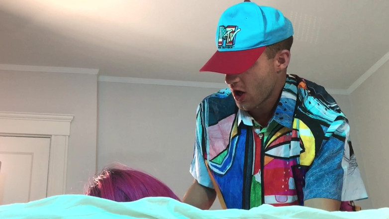 Jake Grand the man: Rapper futând o fată sexy