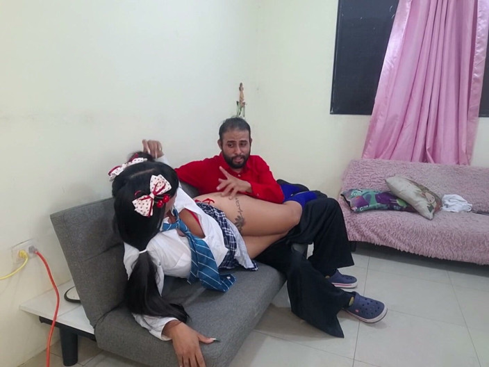 Lady: Güzel, büyük memeli, büyük götlü üvey kızımı tekrar sikiyorum