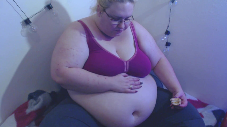 LaLaDelilah: Feedee Gluttony