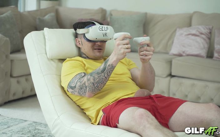 Gilf AF: GILF VR Spiel mit rothaariger oma Foxy Tiger 