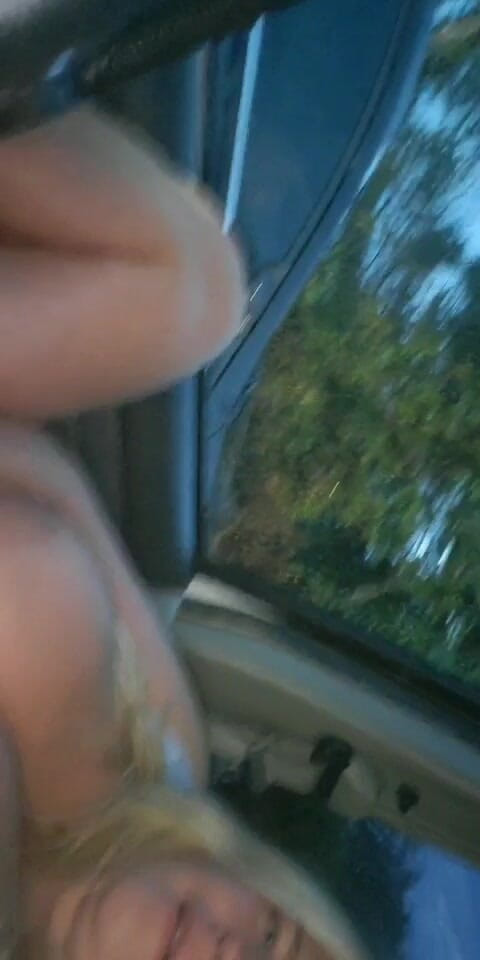 Annabelle Rogers: Миготить мою мокру пизду