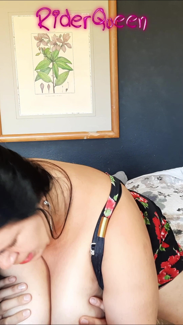 Riderqueen BBW Step Mom Latina Ebony: Video voor fans - cuckold-video's
