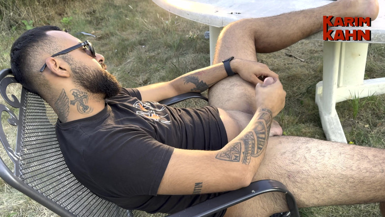 Karim Kahn: Mein Sperma Auf Meinen Riesigen Füße Nach Der Arbeit, Für...