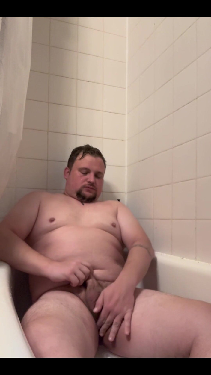 Wrongskiy: Banyo tüpüme boşalıyorum