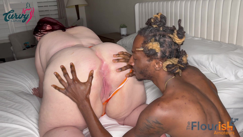 CurvyCulturexxx: Missy Deep je naolejovaná panem Blvckrose a pak jí naplní...