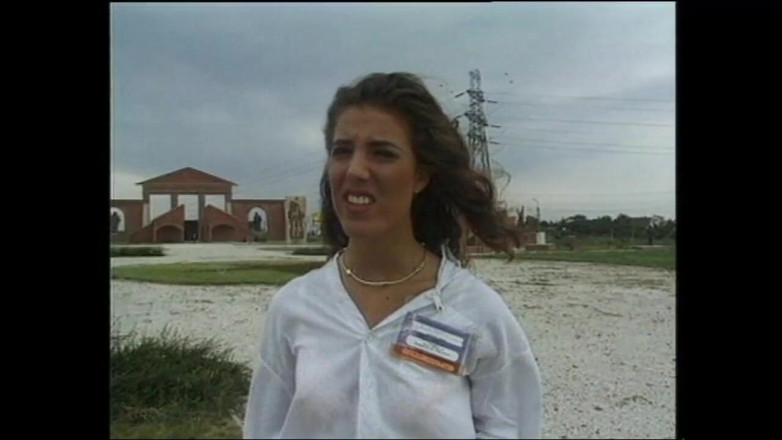 Deutschland porn: A Beautiful Young Horny Is Enjoying Sucking a Big Cock...