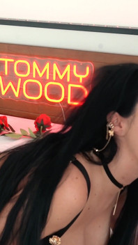 Jada Sparks, star du porno en forme à gros nichons, se fait baiser passionnément