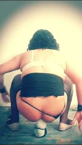 Elizabeth BDSM: Big ass shemale will break her anus with extreme insertion...