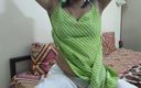 Saara Bhabhi: Cerita seks gadis india lagi asik berperan sebagai guru india...