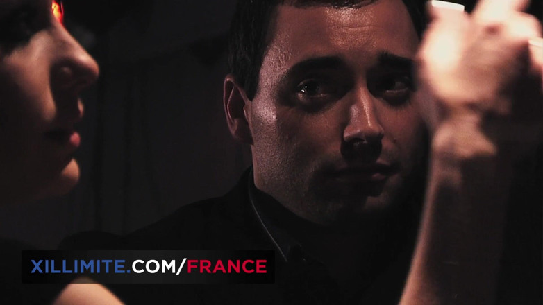 Made In France: Seks hardcore dan penetrasi ganda di klub swinger