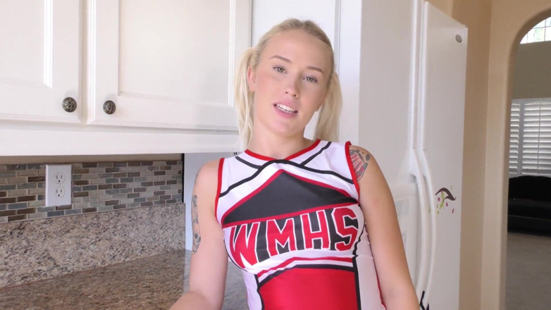 Hefburg: Zajebty tyłek blond cheerleaderka