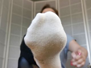 Goddess Lena: Du wirst meine socken-fotze sein