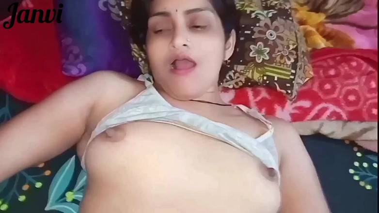 Janvibhabhii: Hermanastra y hermanastro hacen una relación sexual y disfrutan de...